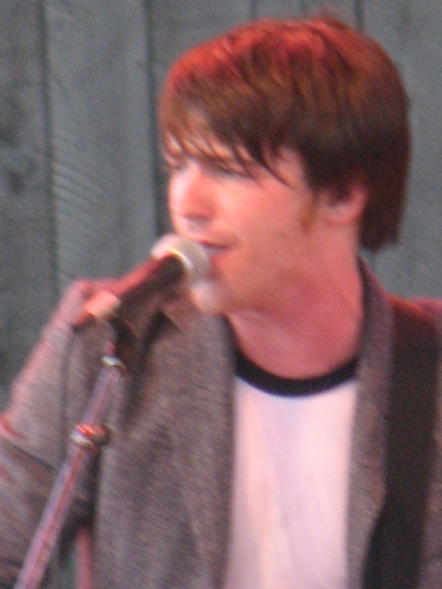 2009/07(July)/Drake_Bell/640x480_20100206 242.JPG